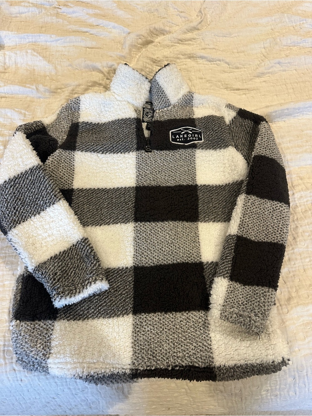 Women's Lake Girl Black & Gray Buffalo Checkered Pullover